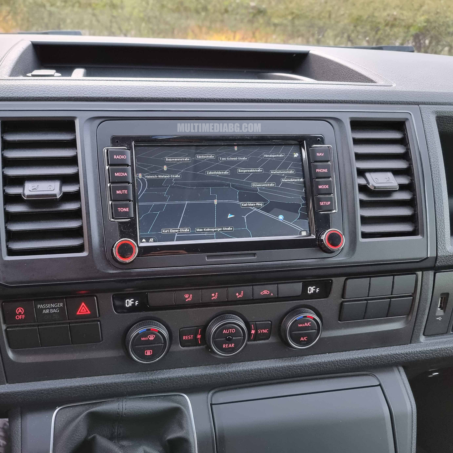 Volkswagen Transporter T5/T6 2005-2011 7"