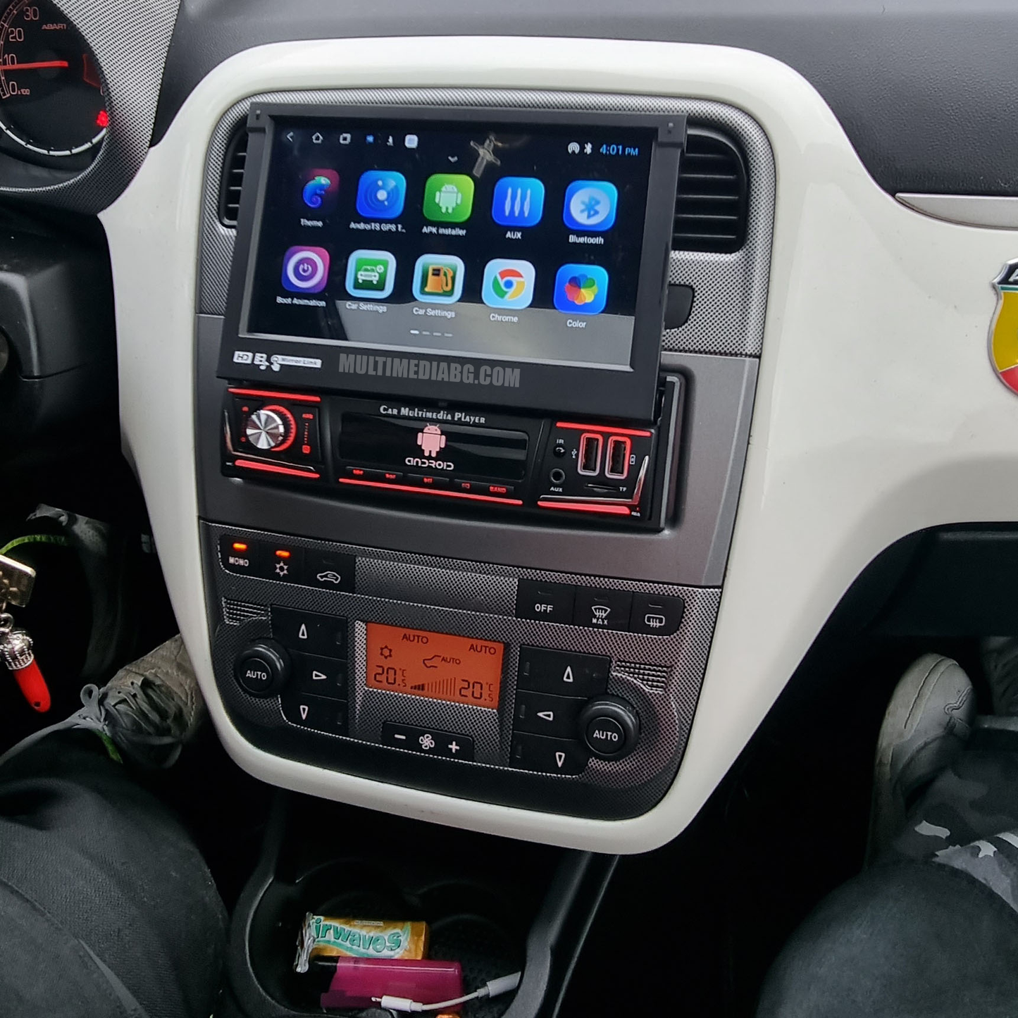 Универсална мултимедия Единичен дин