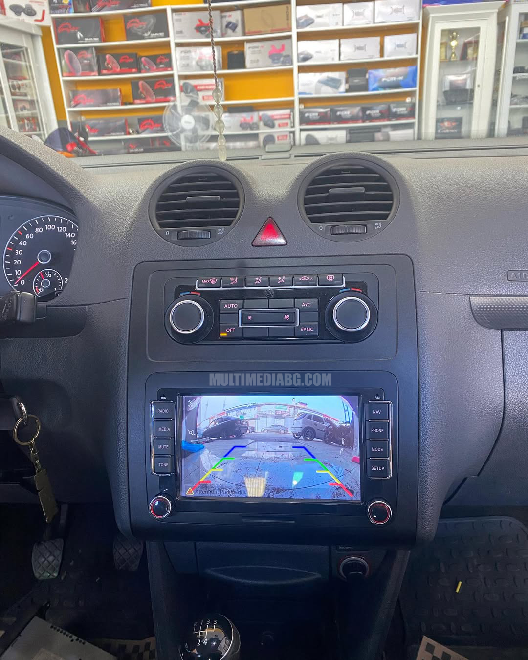 Volkswagen Caddy 2003-2020 (7 Инча)