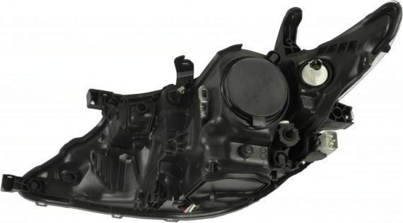 Десен фар TYC за Toyota Auris (2012-2015)