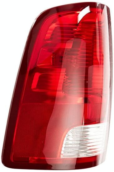 Ляв стоп TYC за Dodge RAM (P27/7W+W16w)