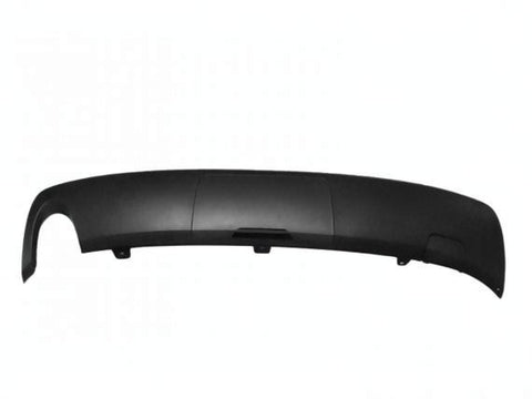 Спойлер на задната броня