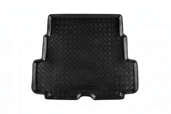 Стелка за багажник полиетиленова Rezaw-Plast за Nissan Primera (P11 1999-2002)